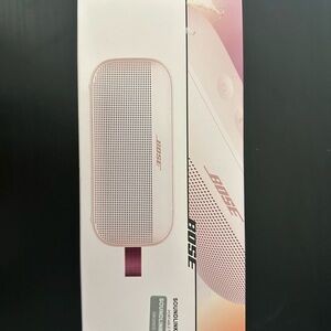 Bose Soundlink Flex Portable Speaker 2ND Gen Open Box Only